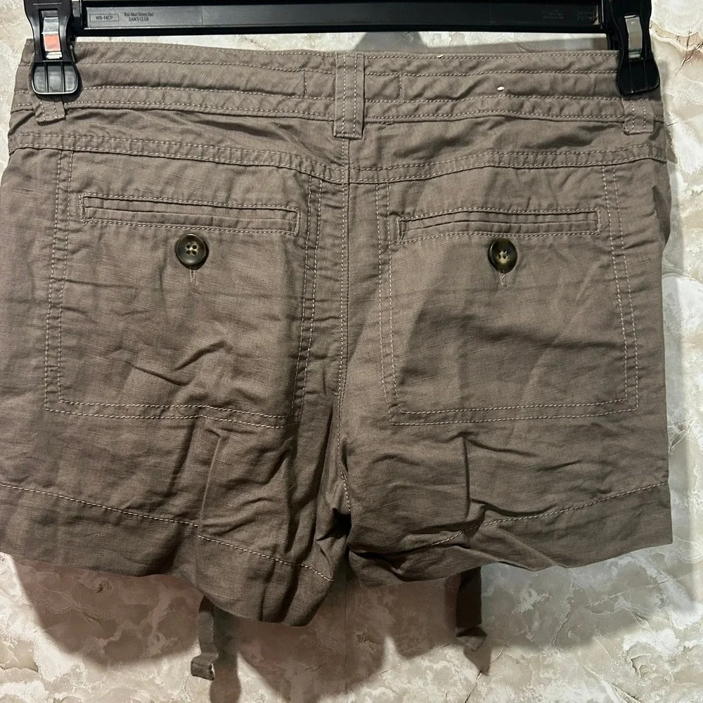 Old Navy Khaki Shorts Casual Everyday Drawstring Waist Size 0‎